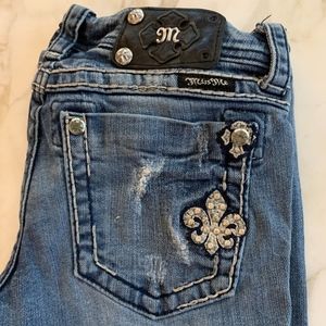 MISS ME JEANS. BOOTCUT. 26